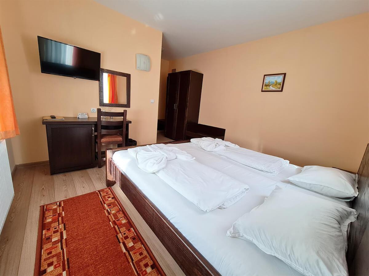 Family Hotel Chiflik Hills Pokoj fotografie