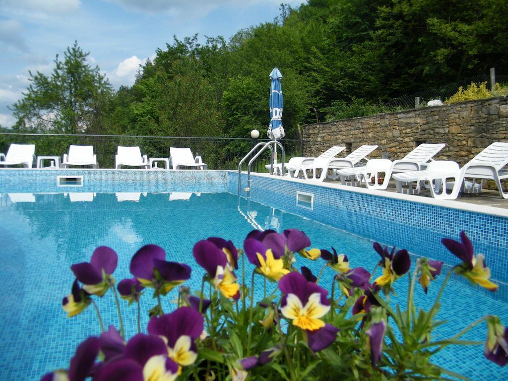 Family Hotel Chiflik Hills Exteriér fotografie